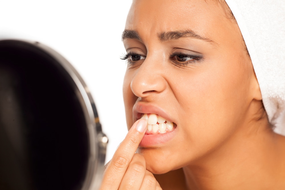 Mouth with labels for the teeth, gums, roof of the mouth, bottom of the  mouth, tongue, and inside of cheek - Media Asset - NIDDK