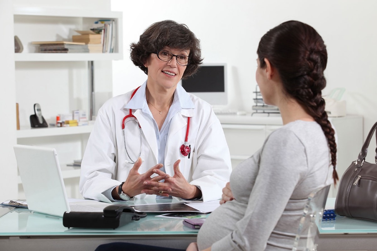 Debe tratarse el hipotiroidismo durante el embarazo? - Red de noticias de  Mayo Clinic